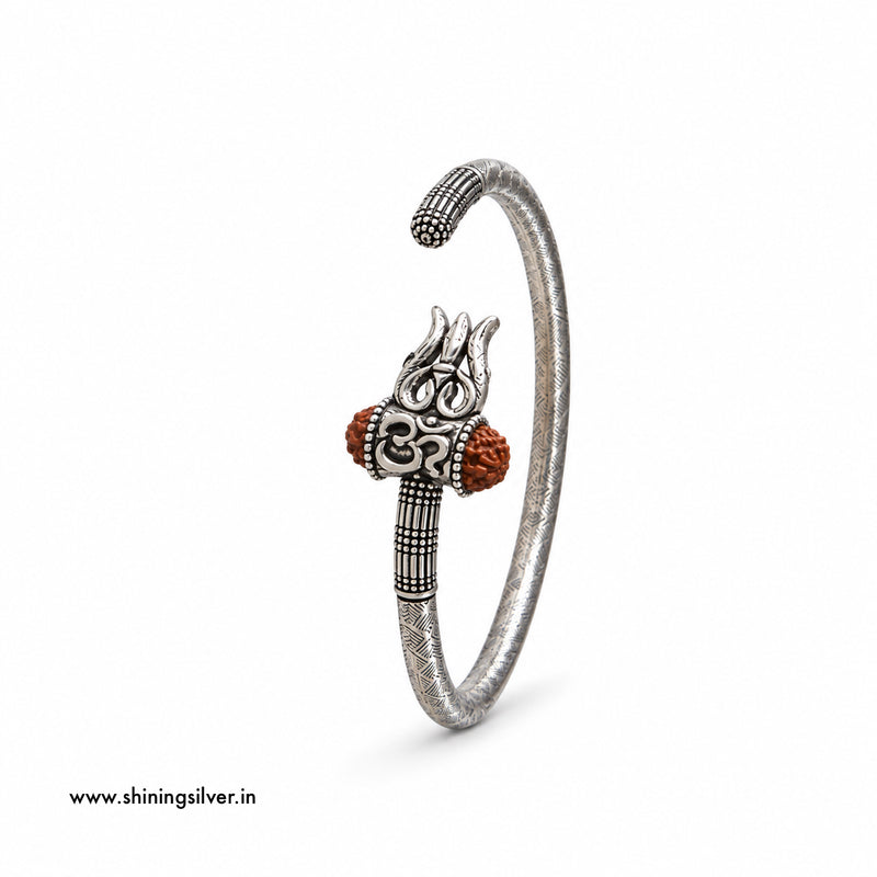 SHINING’s 925 Silver Rudraksh Trishul Kada