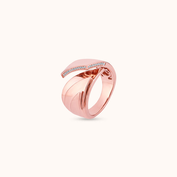 SHINING’s Celestia Flow Ring