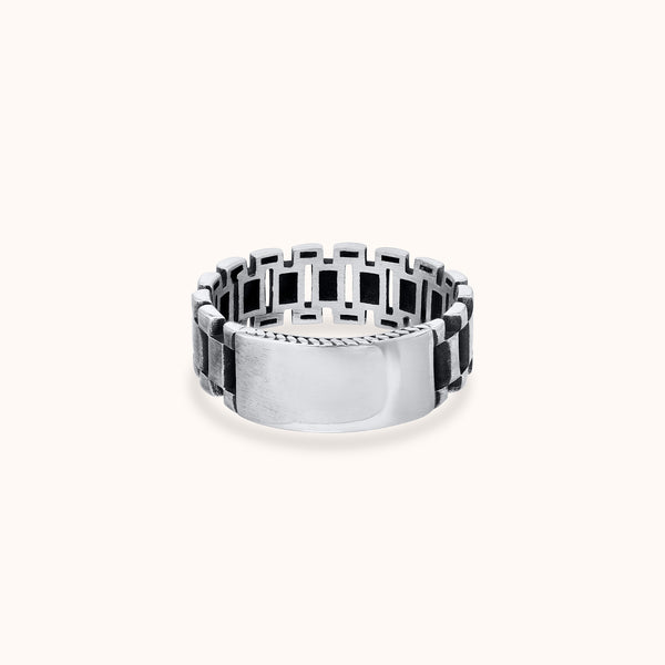 SHINING’s Customised Silver Ring