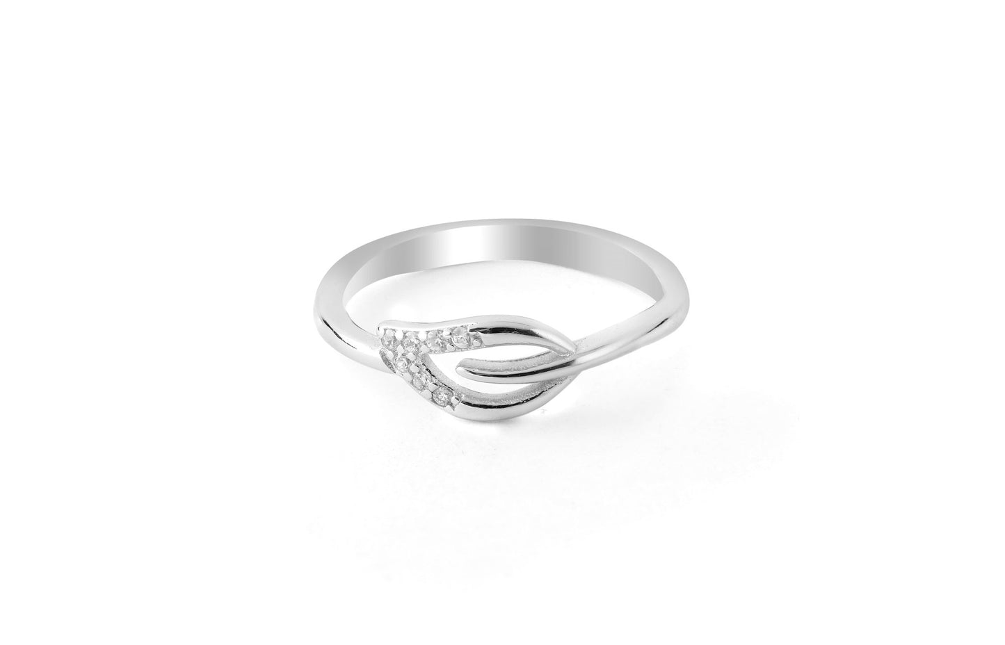 Elegantly Crafted Silver Leaf Ring - Shining Silver.in