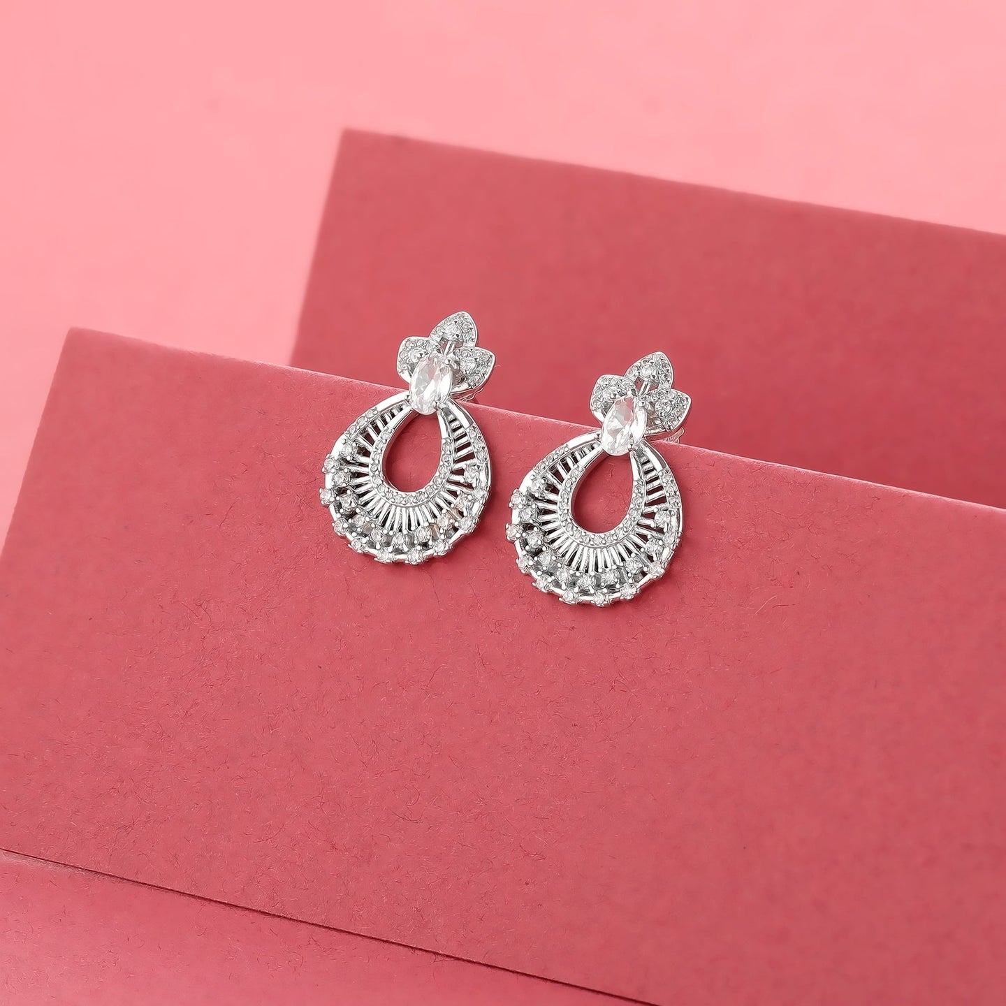 Exquisite 925 sterling silver earrings - Shining Silver.in