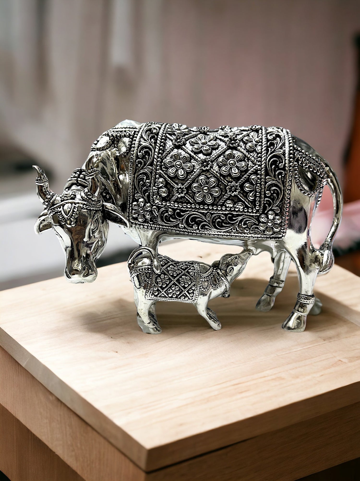 Kamdhenu Cow-Calf Idol- Pure Silver - Shining Silver.in