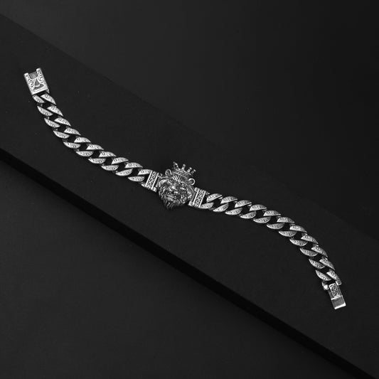 Lion Face Bracelet For Men- Made With 925 Pure Silver - Shining Silver.in