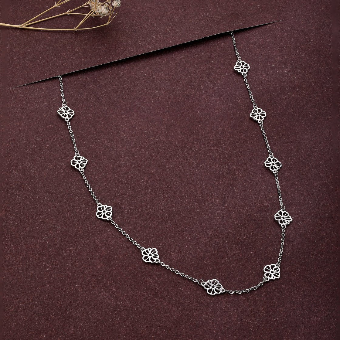 Minimal Blossom Chain Necklace - 925 Sterling Silver - Shining Silver.in