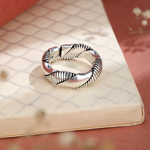 Carved Helix Silver Ring – 925 Silver