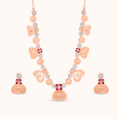 New Arrival Mairaé Necklace
