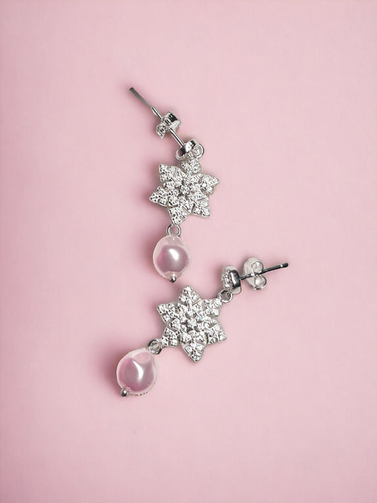 Rose Snowflake Earrings - Shining Silver.in